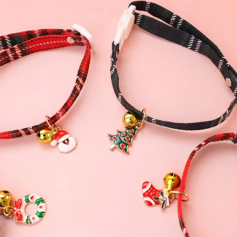 

1PCS Pet Cat Dog Christmas Collar Adjustable Neck Strap Puppy Kitten Chihuahua Collars with Bells Sound Pets Necklace Supplies