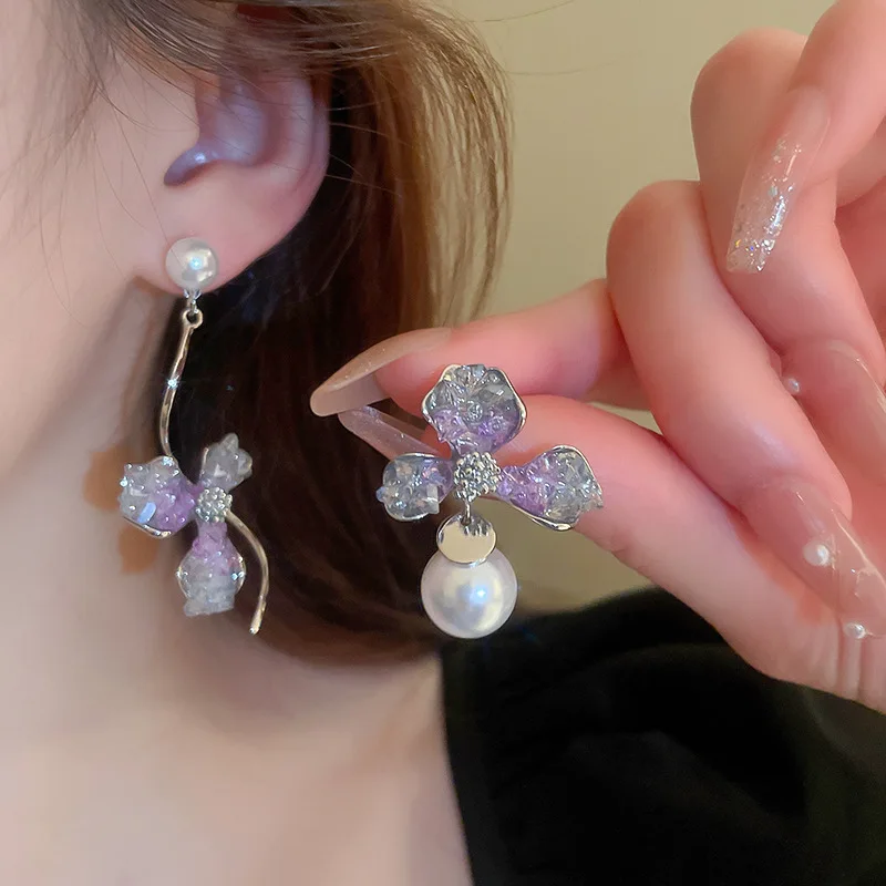 

Minar Temperament Shiny Crystal Flower Long Dangle Earrings for Women Imitation Pearl Asymmetry Earring Wedding Party Jewelry
