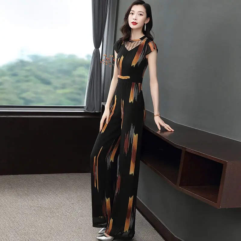 Женское боди с V-образным вырезом широкие брюки высокой талией и принтом