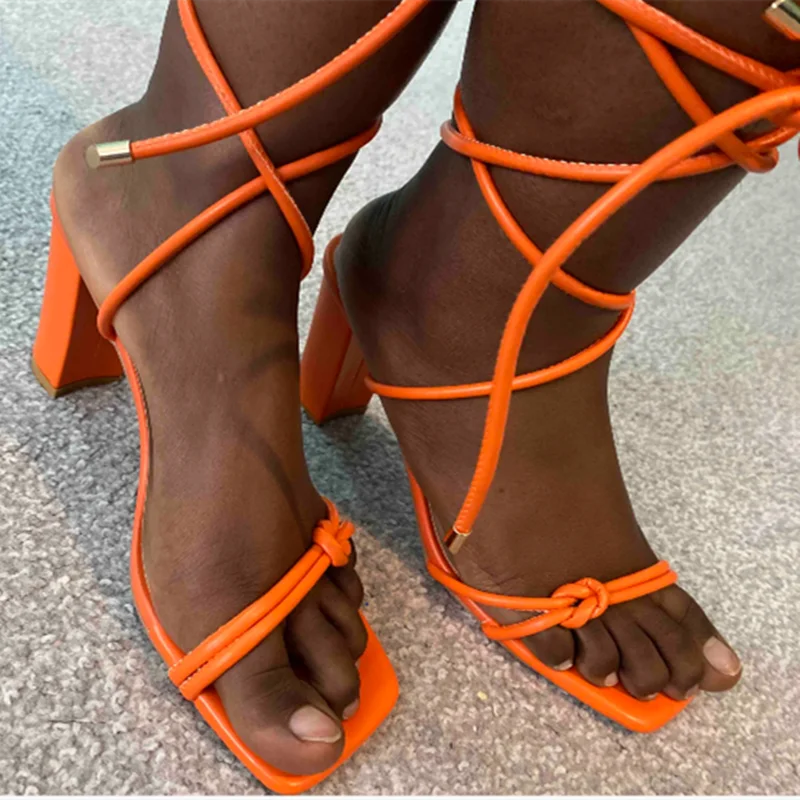 

Cross Bandage High Heels Sandals Women Summer Fashion Lace-Up High Heels Peep Toe Shoes Female Square Heel Ladies Sandals