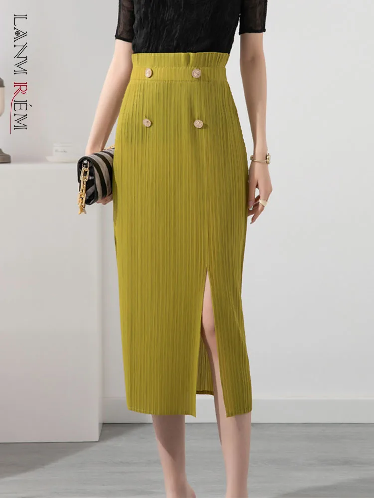 

LANMREM 2022 Summer New Split Pleated Skirt Women High Waist Buttons Decoration Solid Color Female Slim Elegant Skirts 2R2424