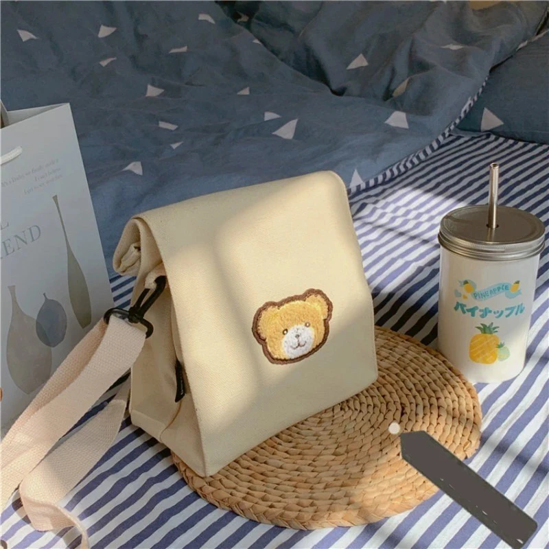 

2022 New Spring Autum Cute Bear Messenger Bag Girl Canvas Shoulder Bag Women Fashion Crossbody Bag Student Bag