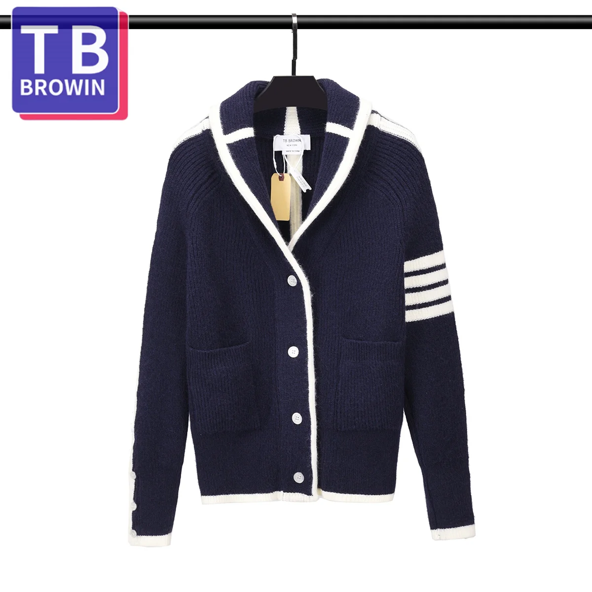 Рисунок 3 - Шерстяной костюм TB BROWIN для мужчин и женщин