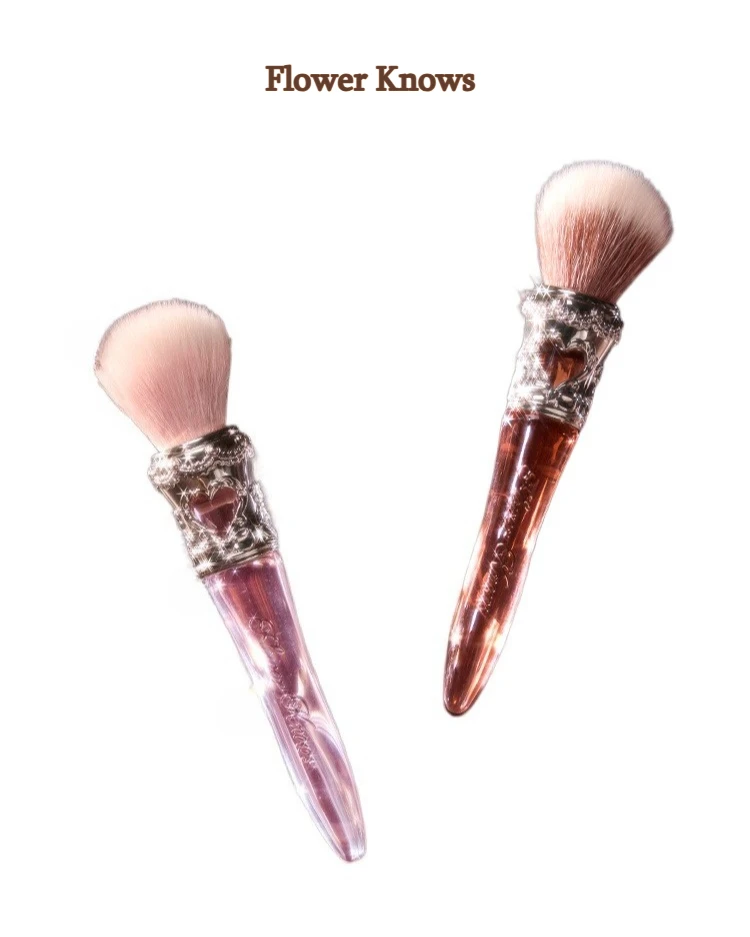 Фото Кисть для румян Flower Know The Sweetie Bear Shell's Jewel Series Collection Rounder, мягкая кисть для макияжа, инструменты для макияжа №1