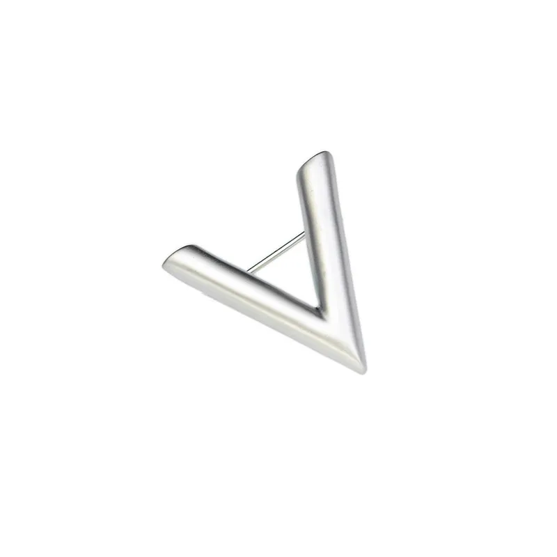 Металлическая брошь ICEYY в виде буквы цвет ассортименте