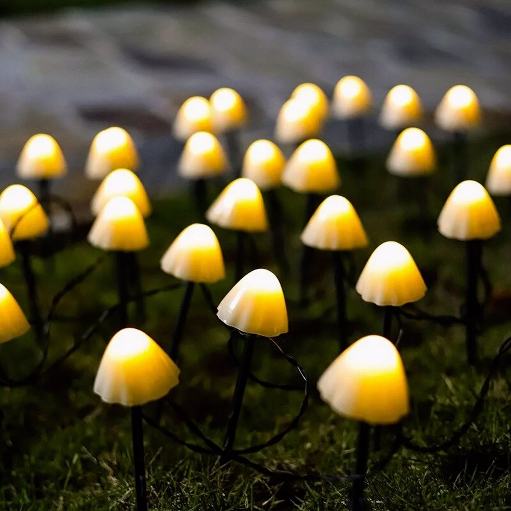 

2022 New Mushroom Light Solar Outdoor Light String Waterproof Energy Saving Suitable for Garden Lawn Festive Decoration Flicker