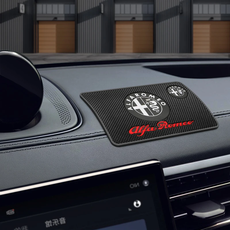 Автомобильный нескользящий коврик автомобильный силиконовый для салона