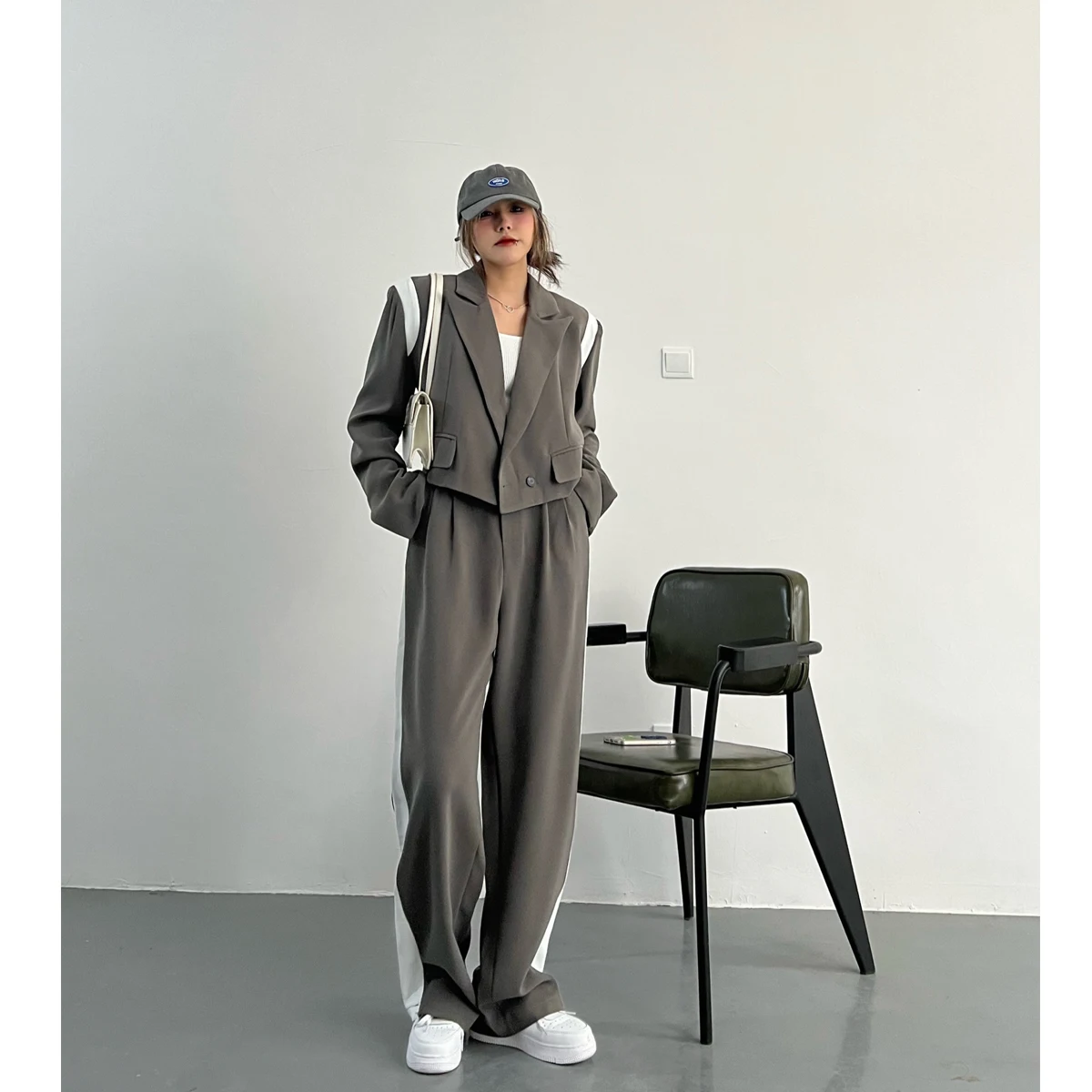 

SuperAen 2022 New Spring and Autumn Casual Fashion Korean Style Casual Pants Women Sets Two Pieces Suits for Women