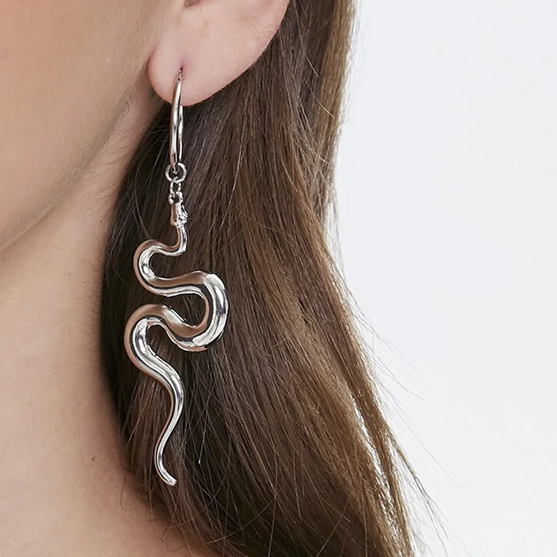 

Punk Cool Twisted Snake Earrings for Women Silver Color Alloy Crazy Animal Long Snake Hanging Dangle Earrings Statement Jewelry