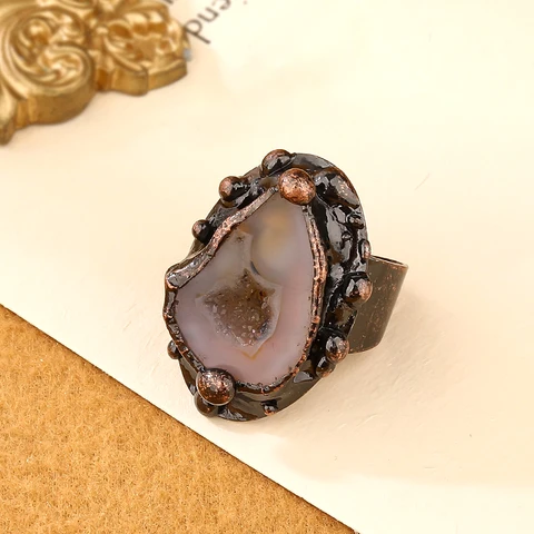 Кольцо из меди с агатом Bobo Cover