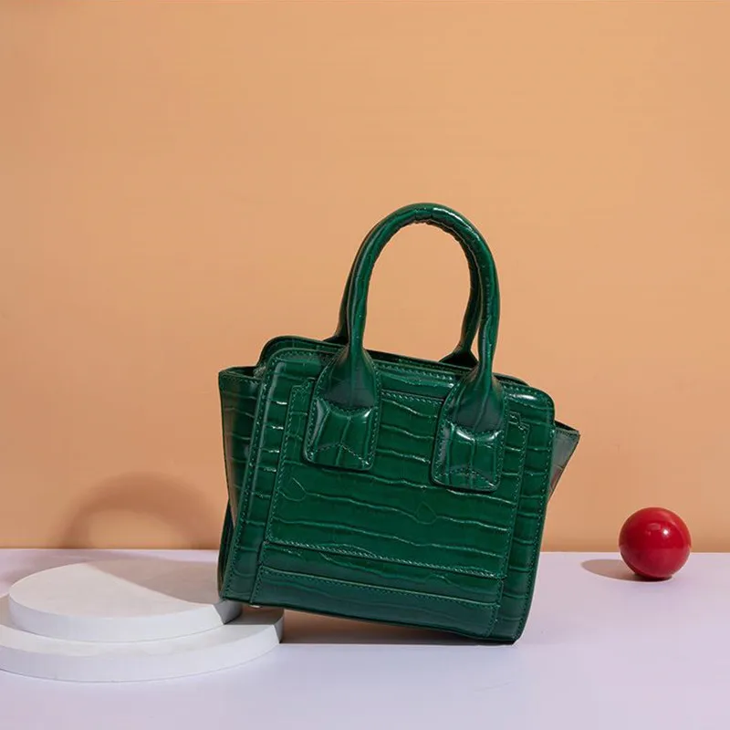 

Brand Bags Luxury Trapeze Handbags for Women MINI Crocodile Leather Crossbody Bag Ladies Small Purses Shoulder Chains Designer