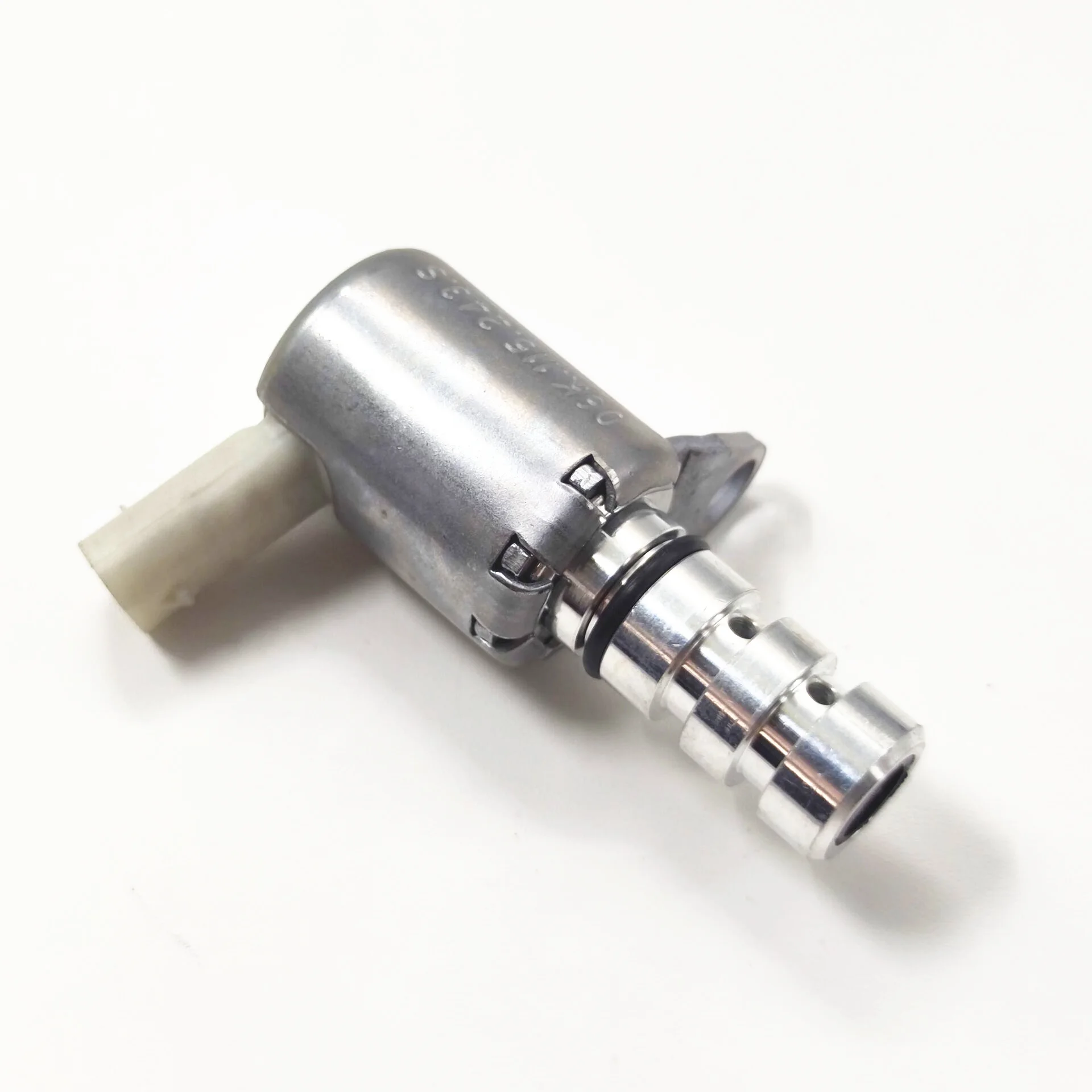 

Клапан контроля давления масла 06K115243S EA888 для VW Golf 7 MK7 Passat B7 B8 Tiguan Audi A3 8V A4 B9 A6 C8 Skoda Octavia Seat