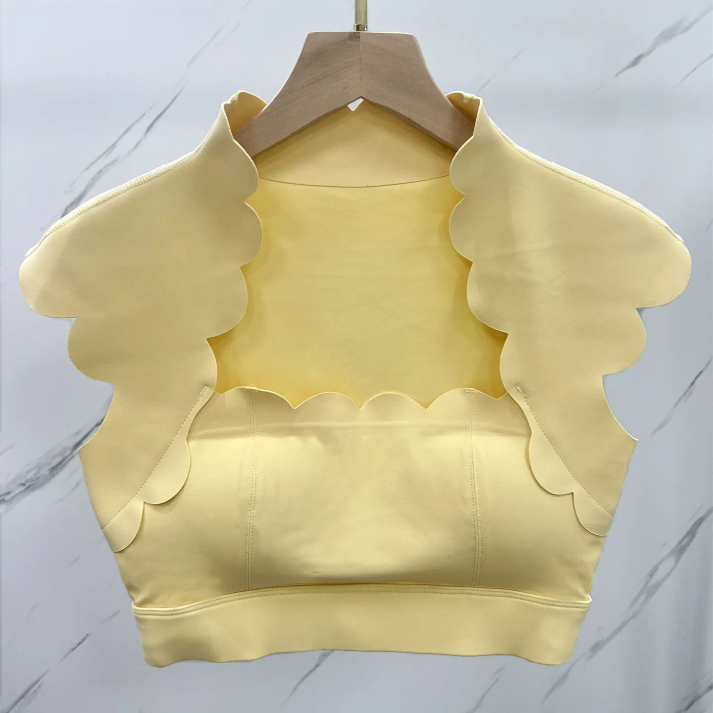 Фото Женский спортивный топ-бра Pad Wavy для йоги, бега и тренировок, укороченный, для фитнеса и спортзала, XP16 №4