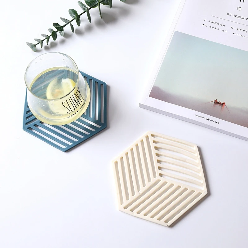 

Silicone Tableware Insulation Mat Coaster Hexagon Silicone Mats Pad Heat-insulated Bowl Placemat Home Table Decor Kitchen Tools