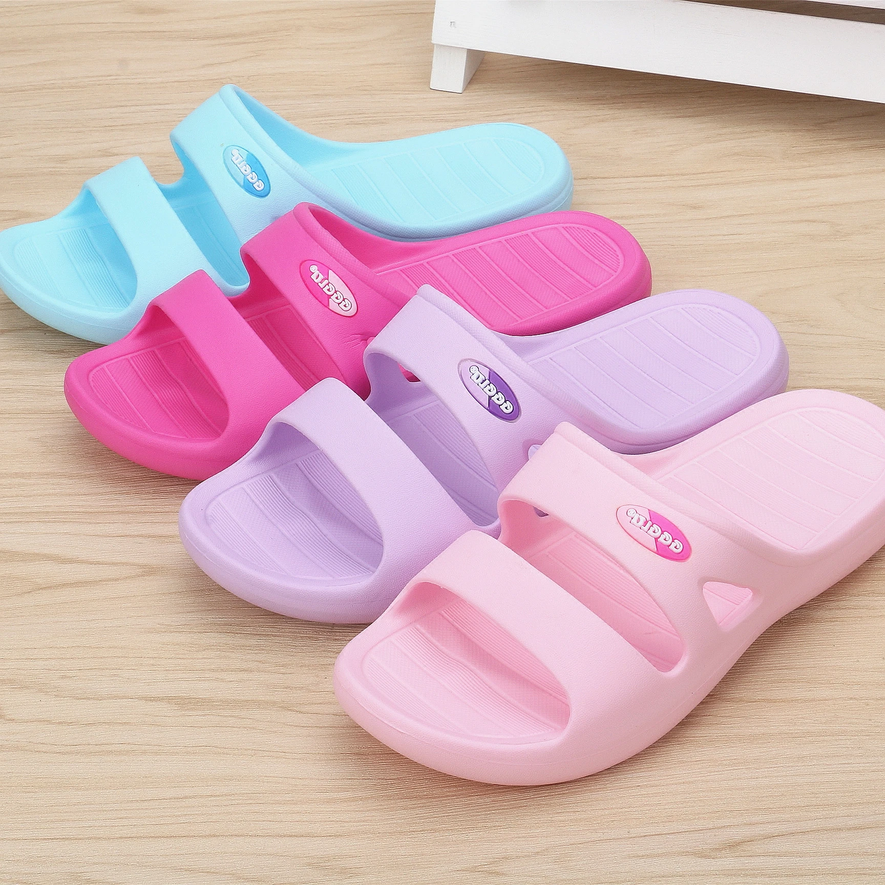 

Sunshine Road Couple Slippers Summer Indoor Home Non-Slip Wear-Resistant Massage Soft Thick Bottom Lightweight Eva Flip Flops