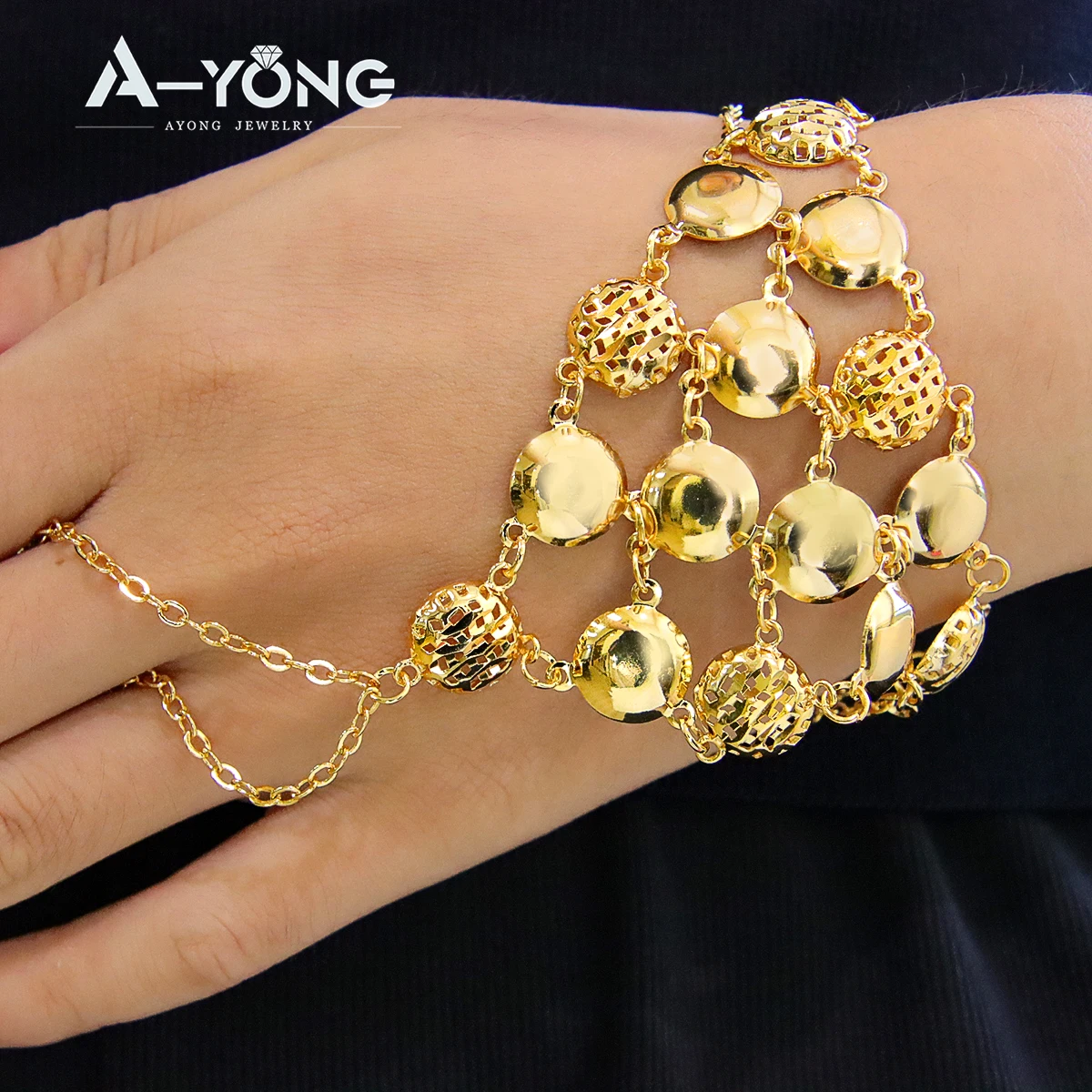 

2023 Turkish Coin Gold Bracelet 18k Gold Plated Middle East Dubai Tassel Coin Bangle Islamic Muslim Party Event Accessories Gift