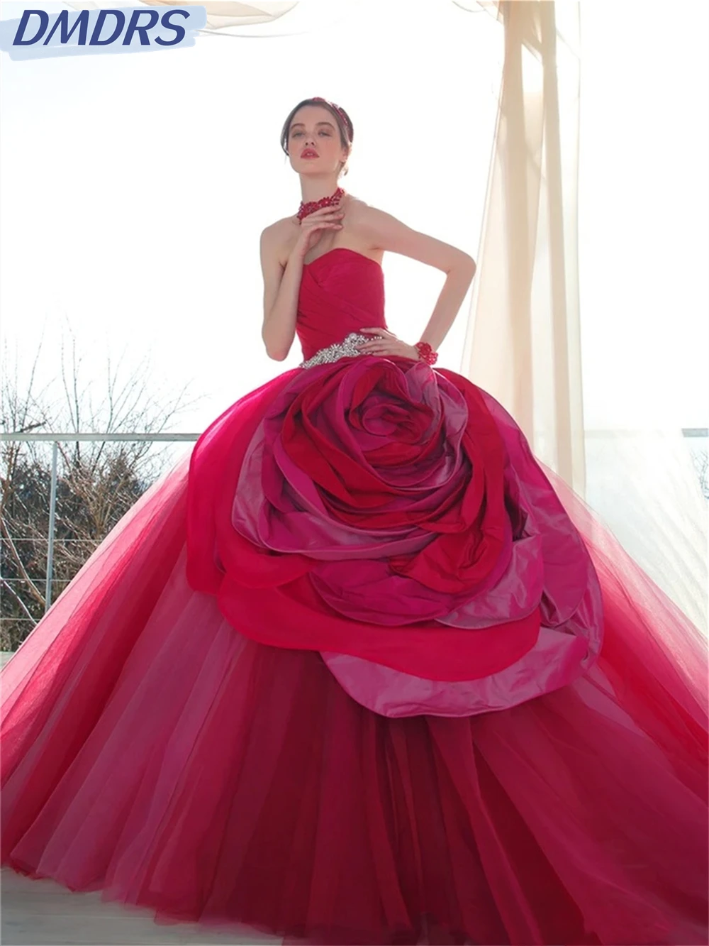 Роскошные вечерние платья без рукавов