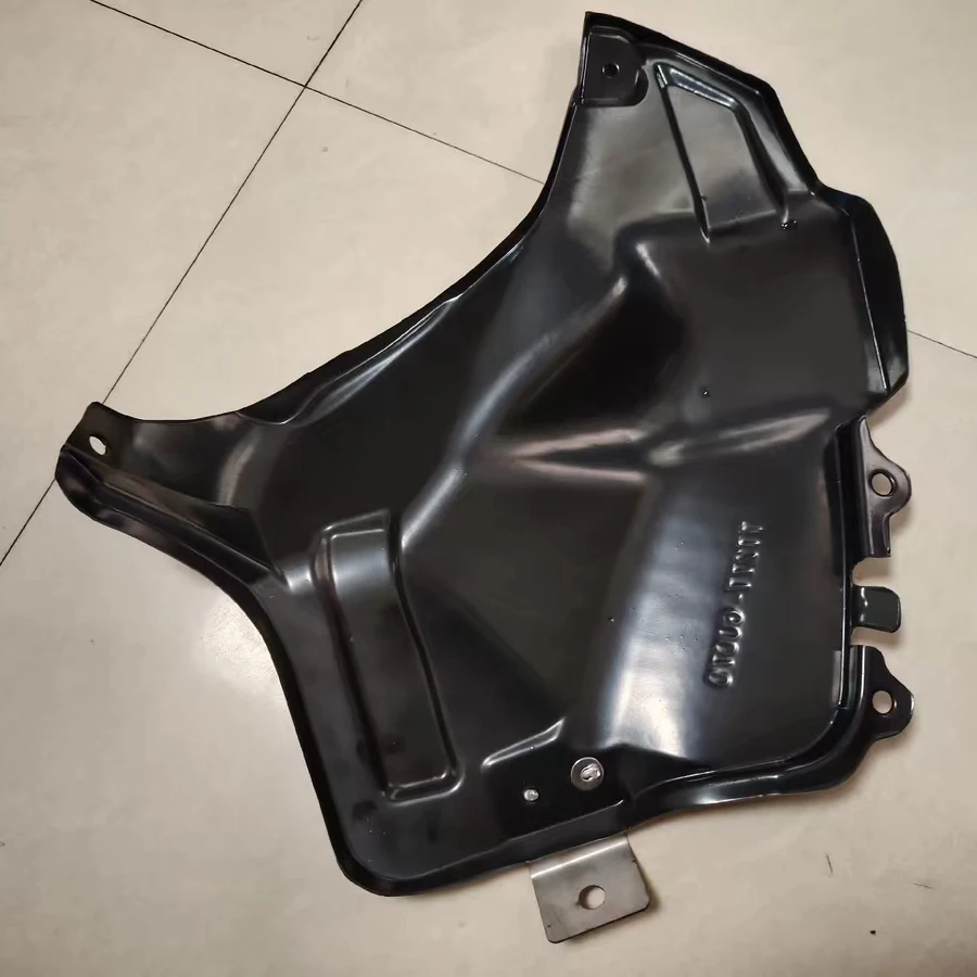 Фото Защитный кожух топливного бака Wooeight 1Pc (77277-60070) для Toyota Land Cruiser 4500 4700 LC100 1998-2007 №3