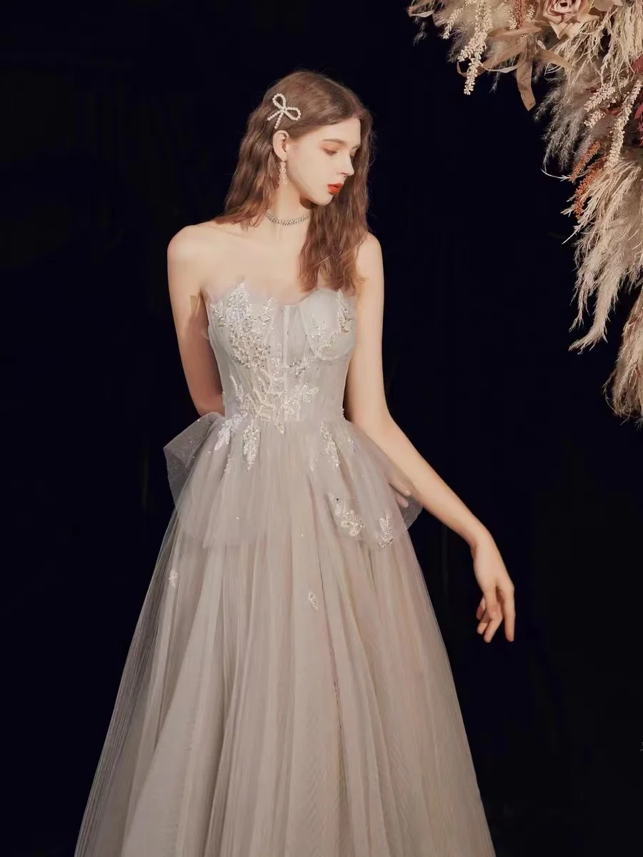 

Gorgeous Gray Evening Dresses Floor-Length Tulle Embroidery A-Line Applique Princess Strapless Wedding Bridesmaid Prom Gown 2023