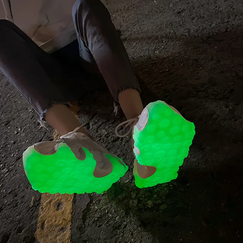 Luminous Noctilucent Women Shoes 2023 New Fashion Breathability Sandals and Sneakers That Glow At Night Cyber Star Same Style