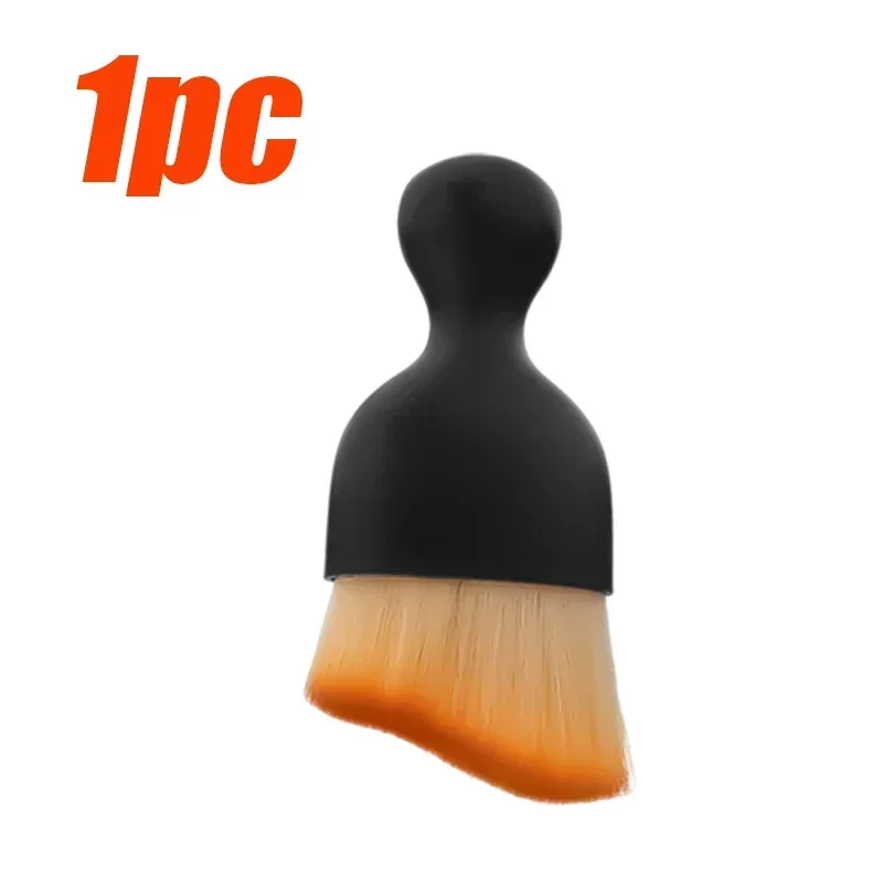 

Щетка для чистки салона автомобиля