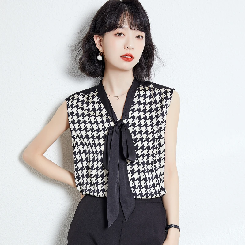 

V-Neck Sleeveless Vest Summer 2022 Korean Fashion Bow Crop Top Chiffon Thin Tank Tops Casual Women Clothing Ladies Vest