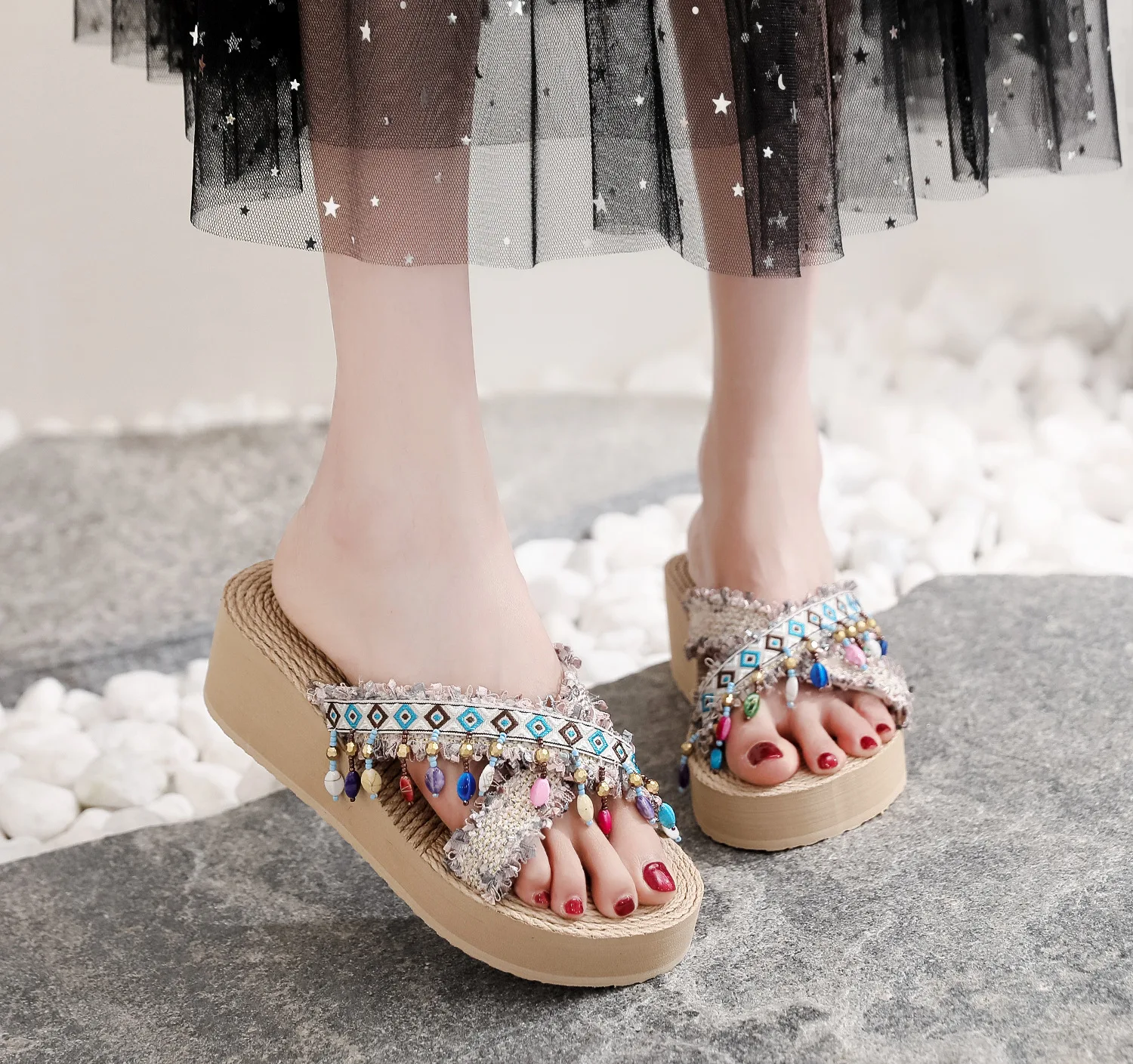 

New Ethnic Style Cross Slippers Thick Bottom Outer Wear Clip-on Sandals and Slippers Women's Summer New Go Out Beach Sandals