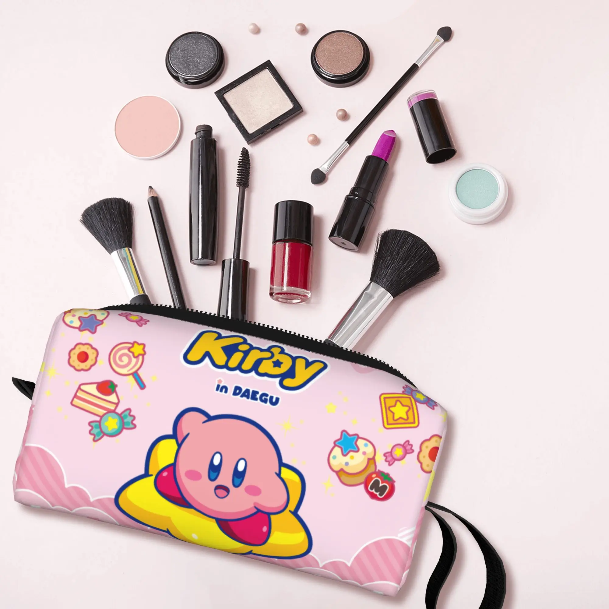 Косметичка Custom Travel K-Kirbys: Милая мультяшная сумка-органайзер для макияжа и туалетных принадлежностей для женщин, кейс для хранения косметики и туалетных принадлежностей (art.: 3920dadcc2fc1) - 3920dadcc2fc1