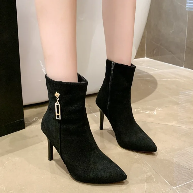 

Pointed Toe Ankle Boots Women Shoes Woman Crystal Bling Shine Flock High Heels Short Boots Female Casual Shoes Botas De Mujer