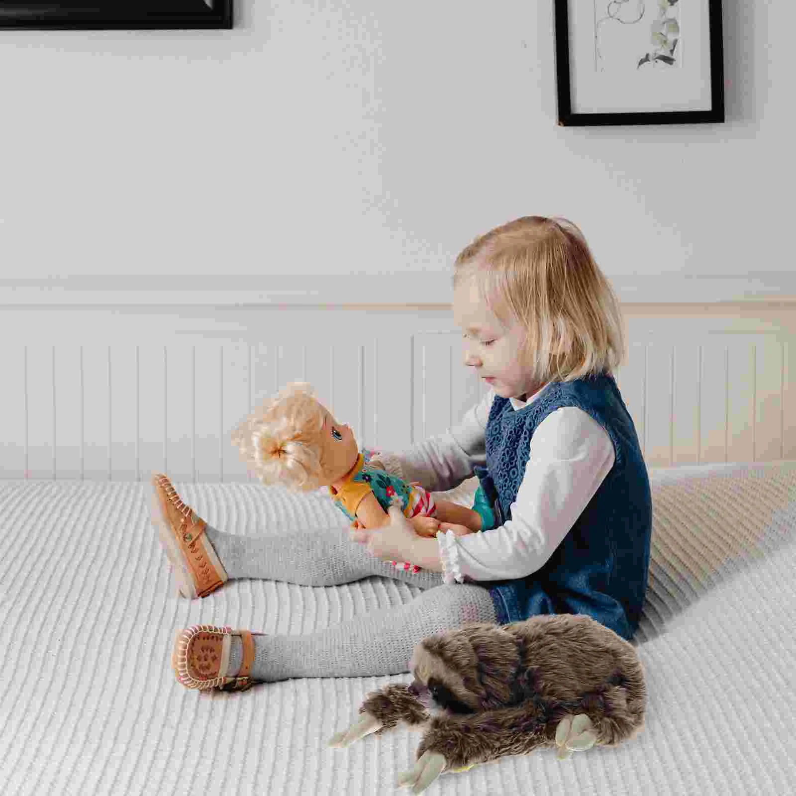 

1pc Sloth Plush Toy Kids' Lovely PP Cotton Stuffed Plush Toy Sloth Stuffed Toy Dolls (Khaki)