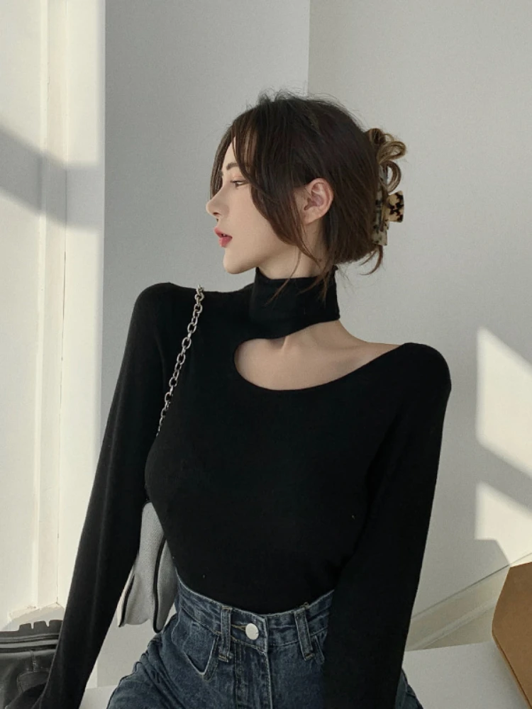 

Autumn New Hong Kong Fashion Hollow Slim Sexy Shoulder-cut Half-high Collar Long Sleeve Knitted Bottoming Shirt Women's Top