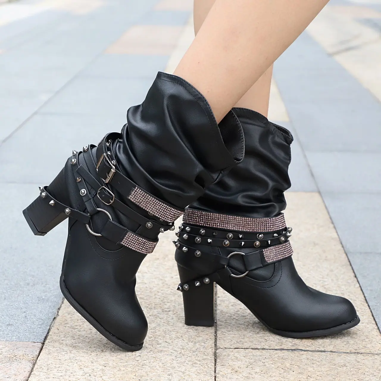 European and American Plus-size Women's Leather Boots  Fashion Women's Boots