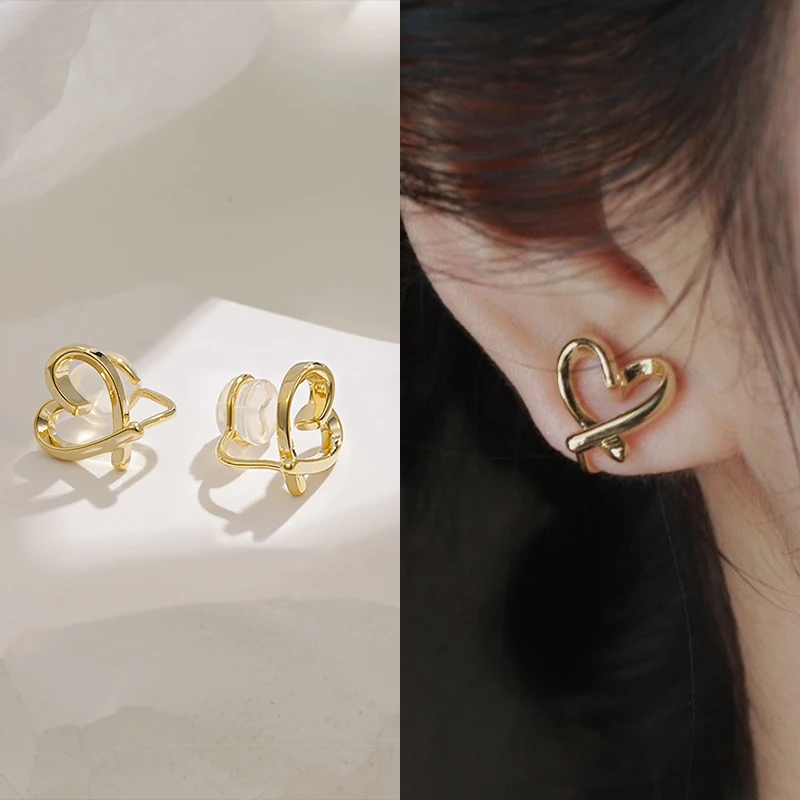 

Minimalist Irregular Hollow Heart Clip Earrings For Women Silicone Ear Clip Non-Piercing Stud Earring Fashion Ear Ring Jewelry