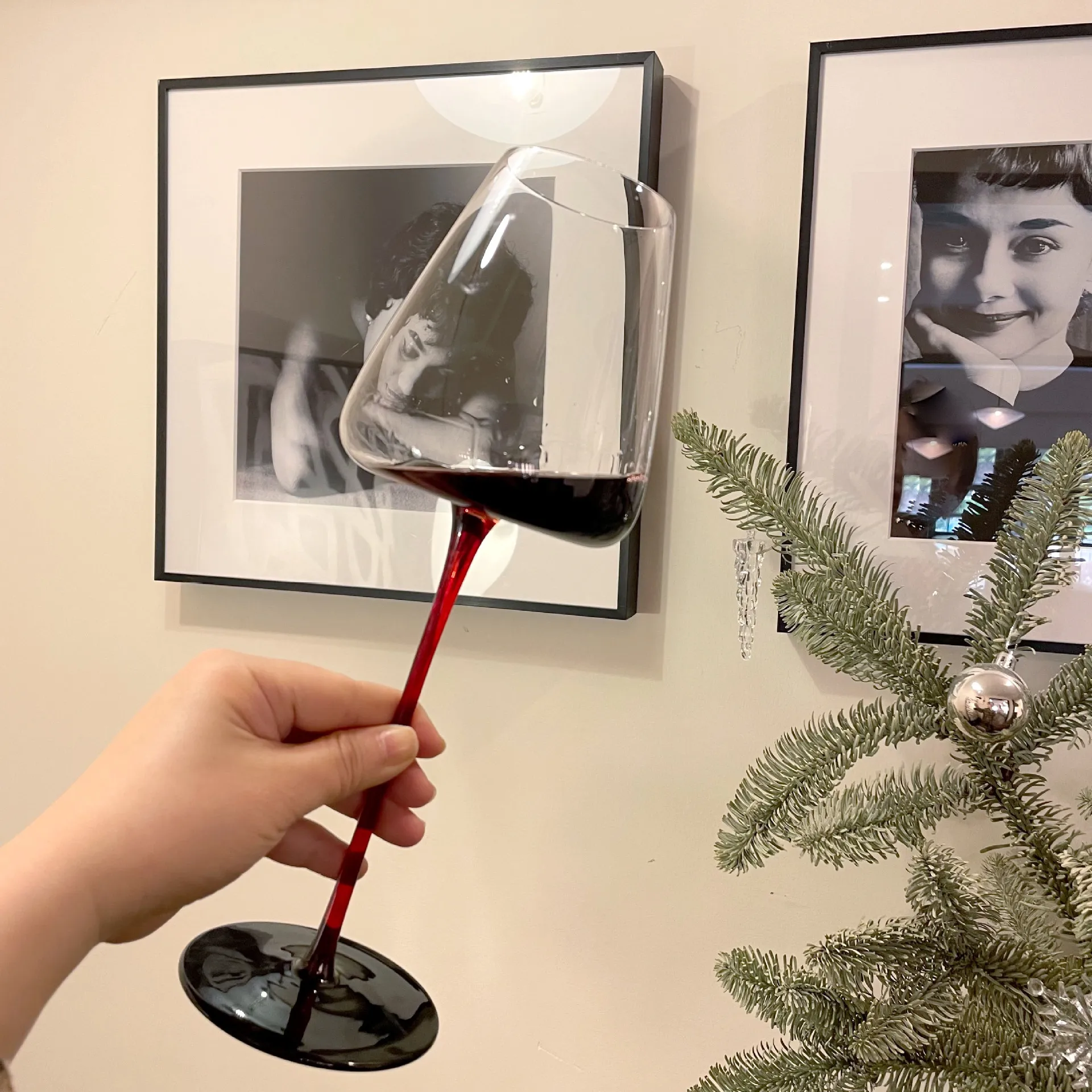 

Wine Glass Big Belly Glass Burgundy Red Rod Crystal Home Goblet Sobriety Set