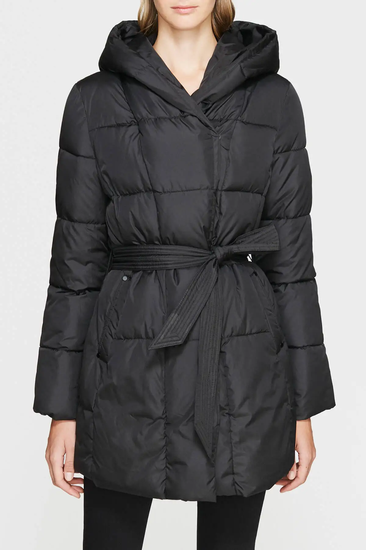 Women's Hooded Black Parka With Belt Casual Stylish Fashion Women's Clothing Outdoor Winter Wear Female Black Parkas Down Parkas