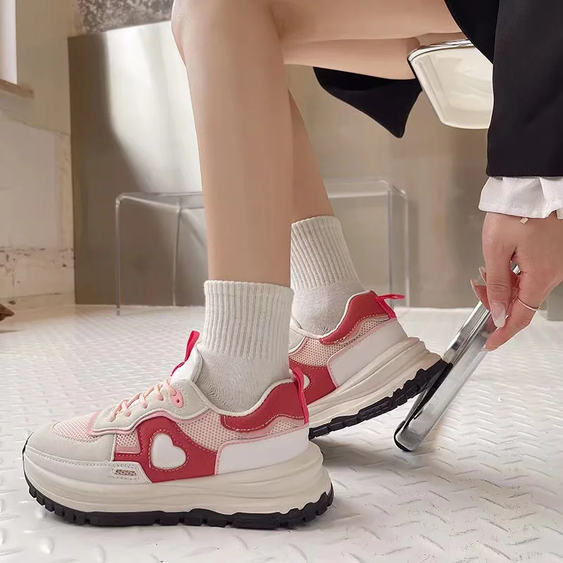 

Кроссовки женские спортивные на платформе, клубнично-розовые легкие, повседневсветильник обувь для ходьбы и бега