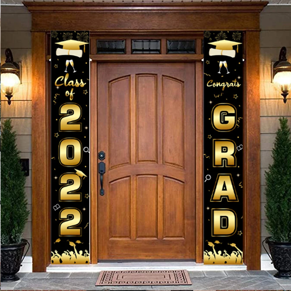 

2022 Graduation Couplet Banner Graduation Season Party Decorations Hanging Flags Porch Sign for Outdoor Home Door Decoration