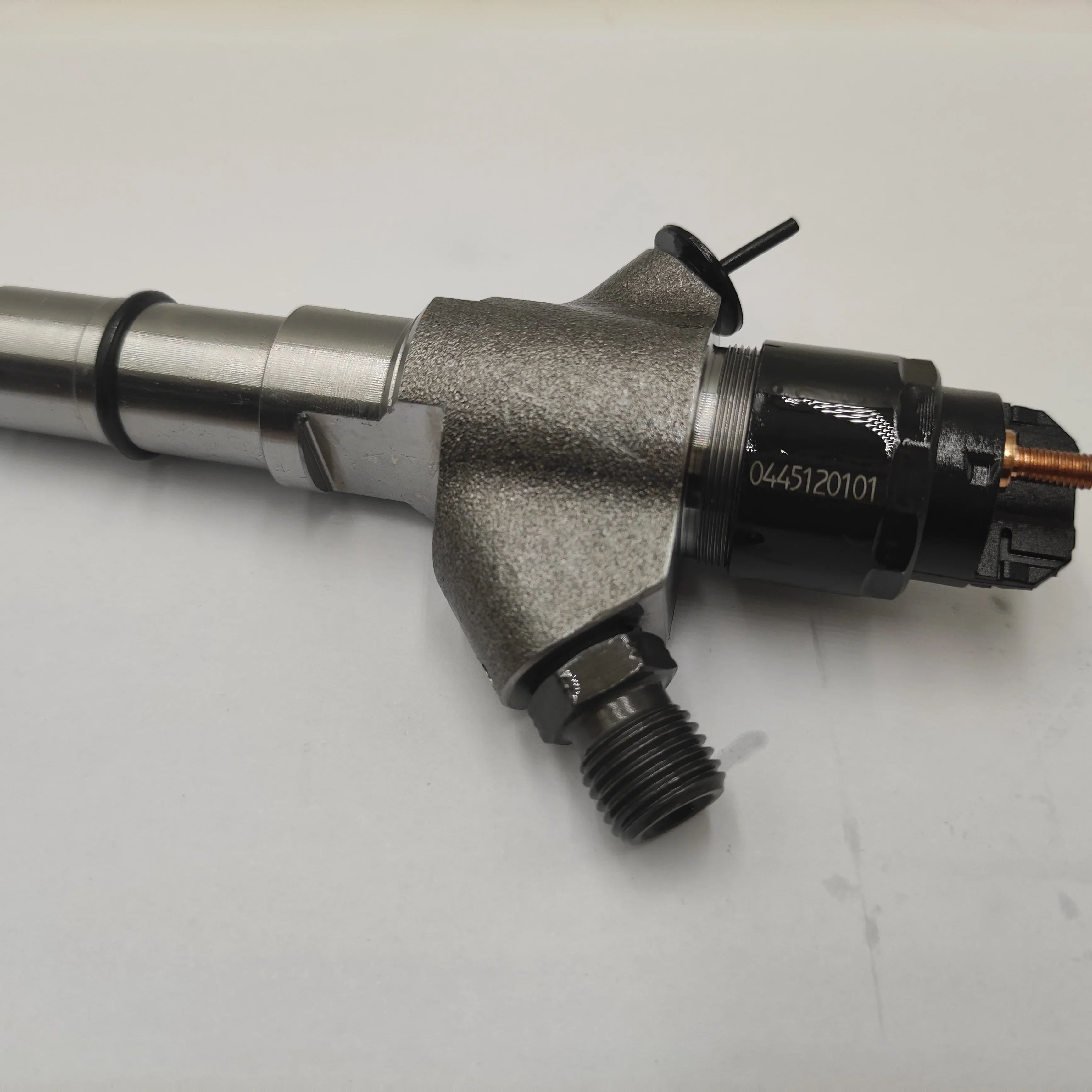 Дизельный топливный инжектор X7478400 0445120101 для топливного инжектора Ashok Leyland