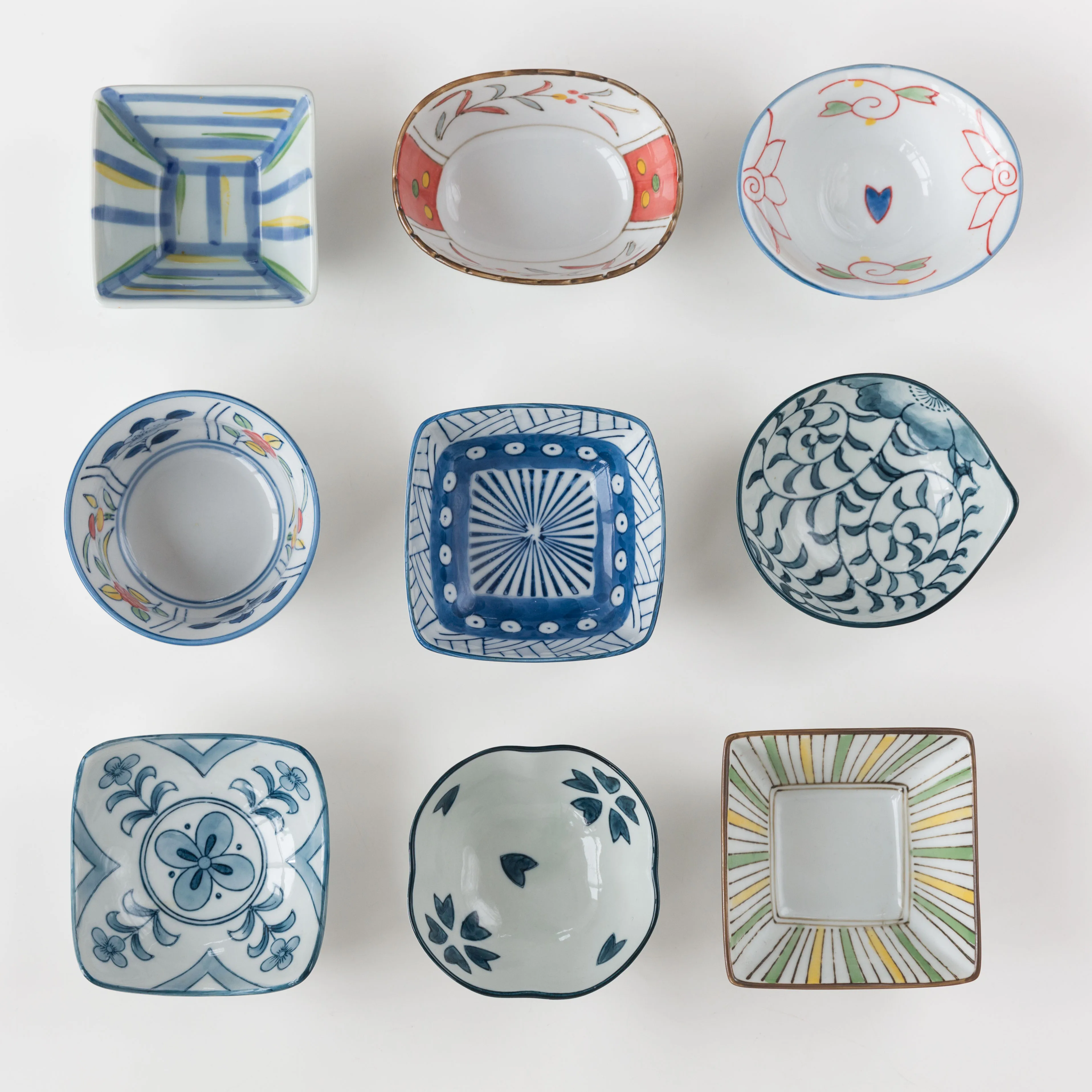 

Japanese Style Hand Drawn Style Underglaze Color Saucer Special-Shaped Ceramics Small Bowl Snack Bowl Sauce Dish Seasoning Dish