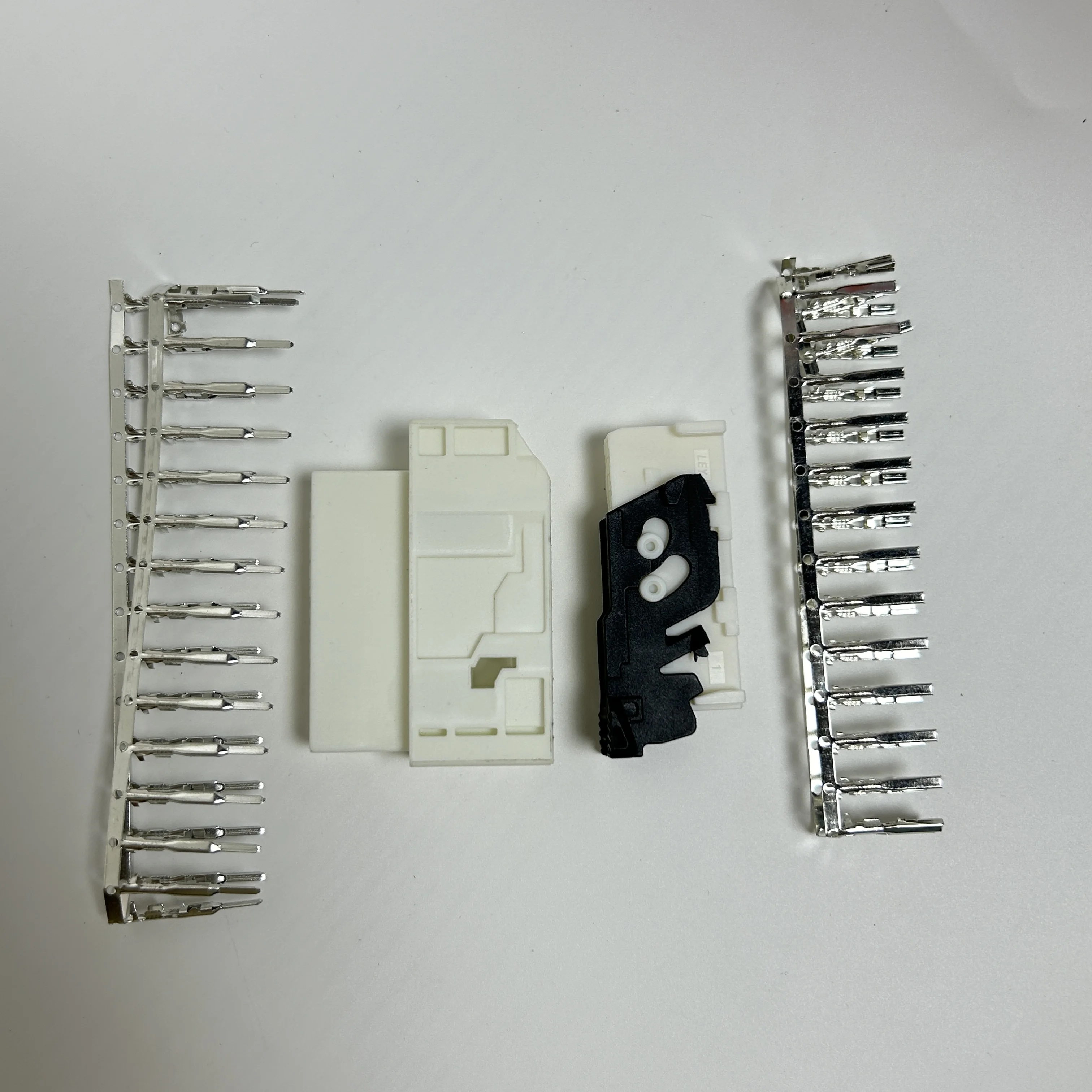 30P разъем для терминала yota CD Lexus усилитель