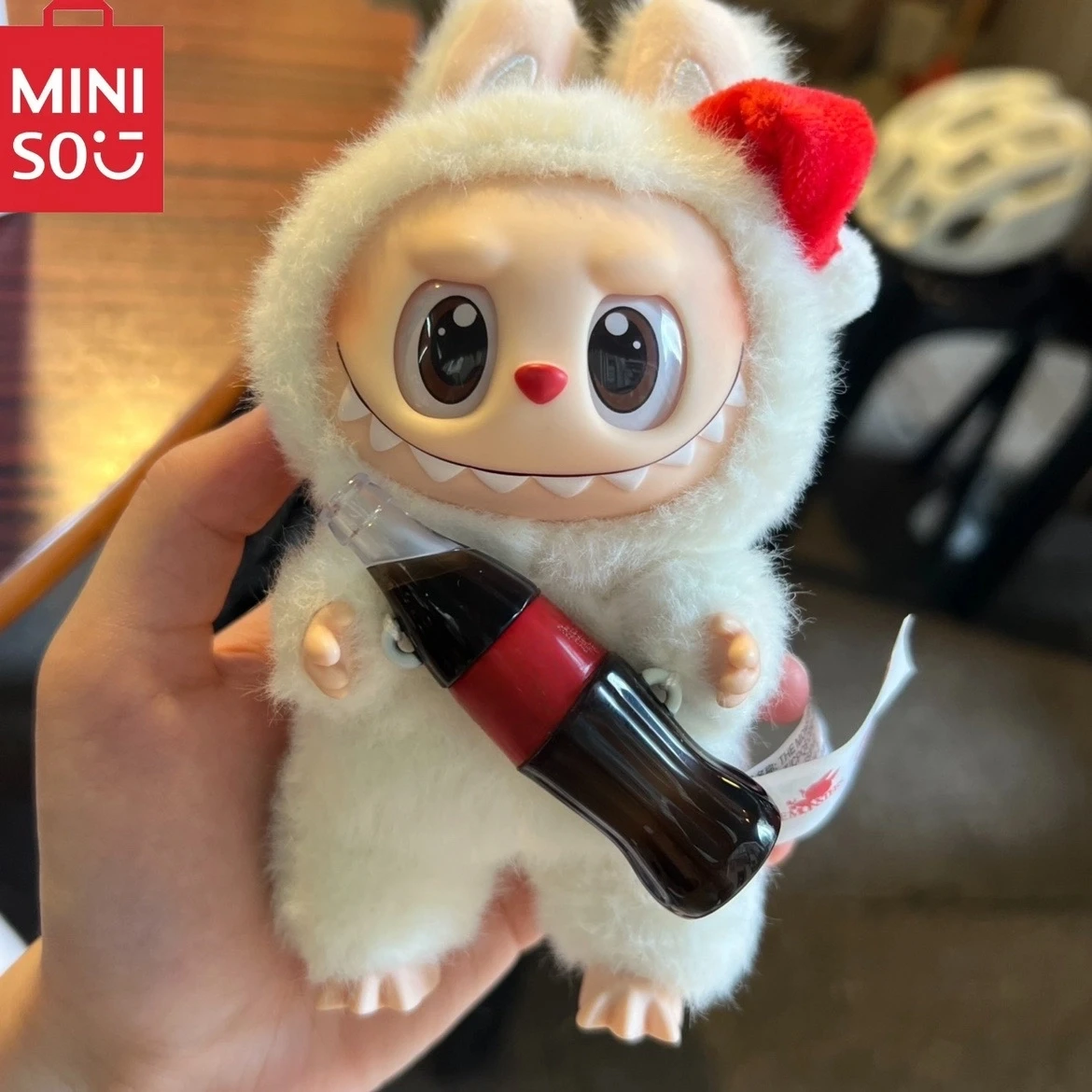 

MINISO слепая коробка Cola Monster, серия многих коллекций, виниловая игрушка, анимированный персонаж, кукла, тайна, брелок-сюрприз, подарок, новинка