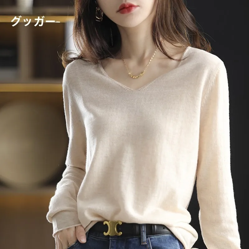 Белый свитер вязаная нижняя рубашка женская осенняя свободная утягивающая с