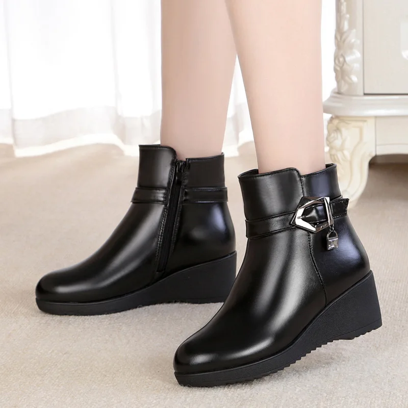 

New Fashion Top Cowhide One Fur Wool Boots Warm Snow Boots Black Shoes Non-slip Wedges Heels Winter Boots Snow Shoes Woman Boots