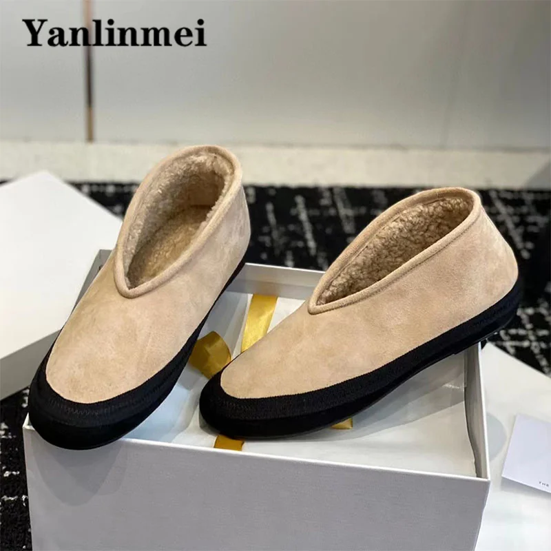 Зимние туфли на плоской подошве женские замшевые неглубокие лоферы из коровьей