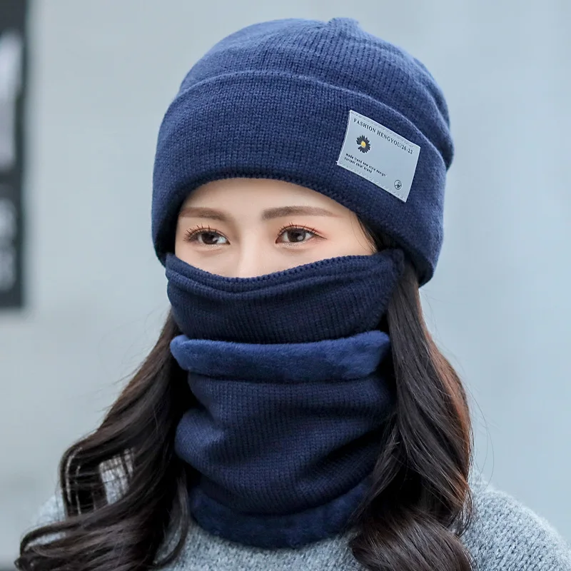 Рисунок 2 - Зимние шапки-бини