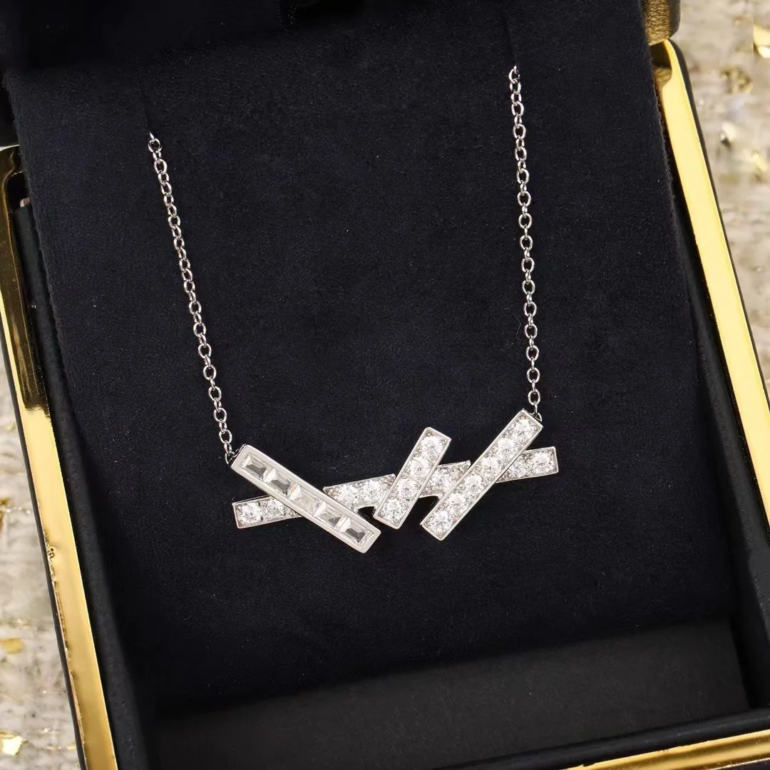 

Классическое серебряное Лидер продаж Новинка 2023 Роскошные ювелирные изделия от известного бренда ожерелья для женщин геометрический дизайн подвеска шармы подарки на годовщину