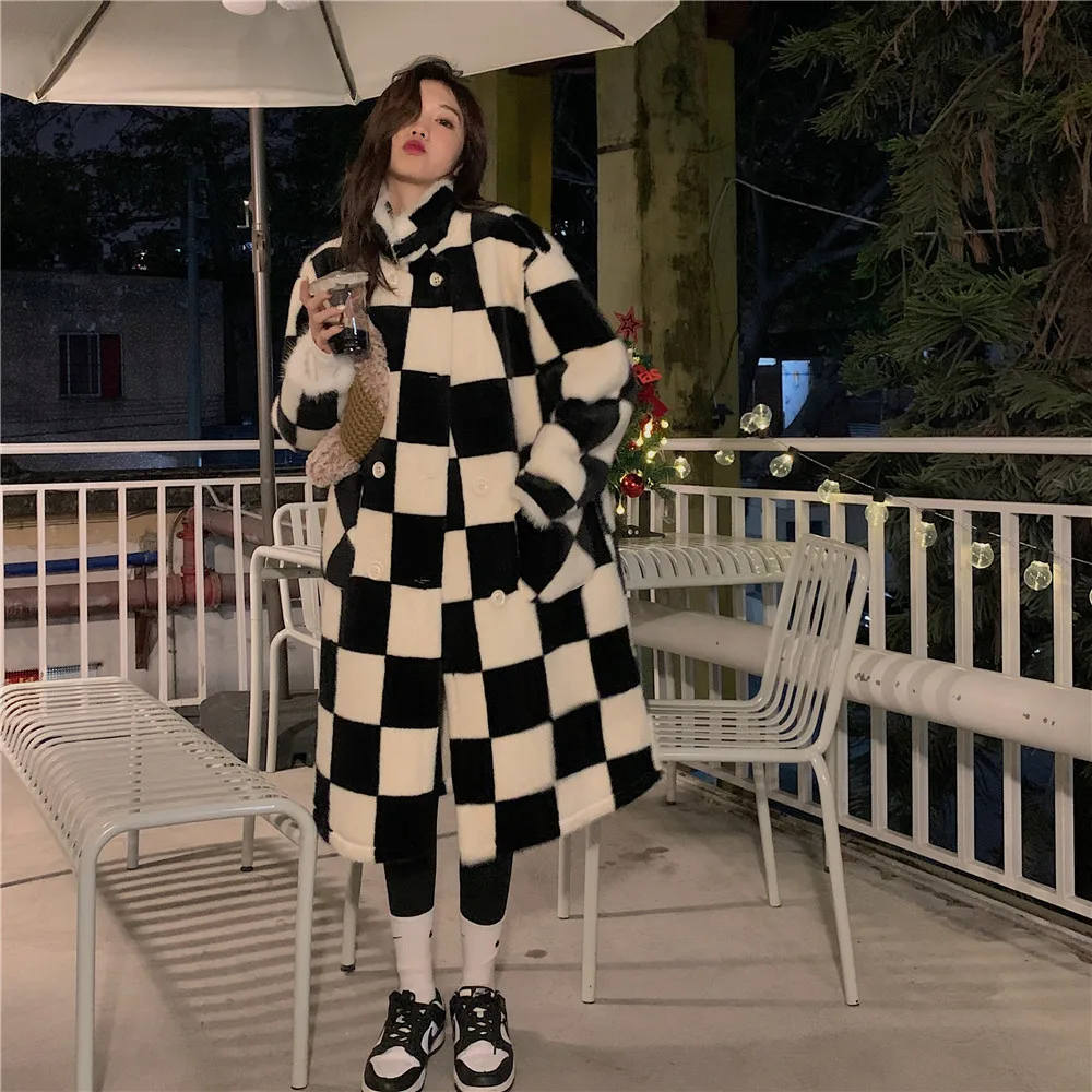 Classic Checkerboard Chic Faux Fur Coat Woman Winter 2022 Autumn Loose Maxi Coat Women's Fashion Luxury Turn-down Collar Jacket