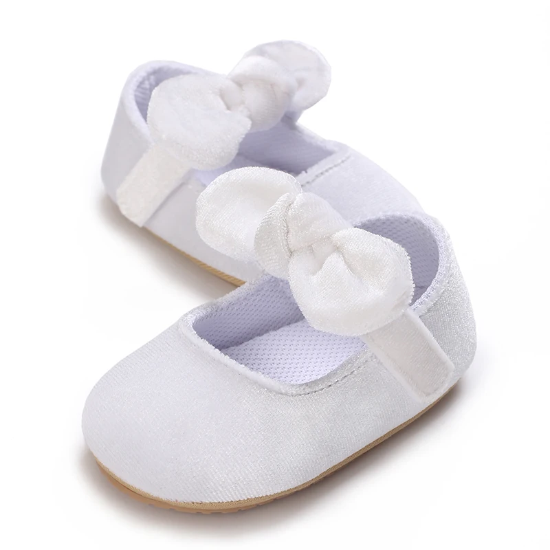 Рисунок 2 - Туфли BeQeuewll для маленьких девочек