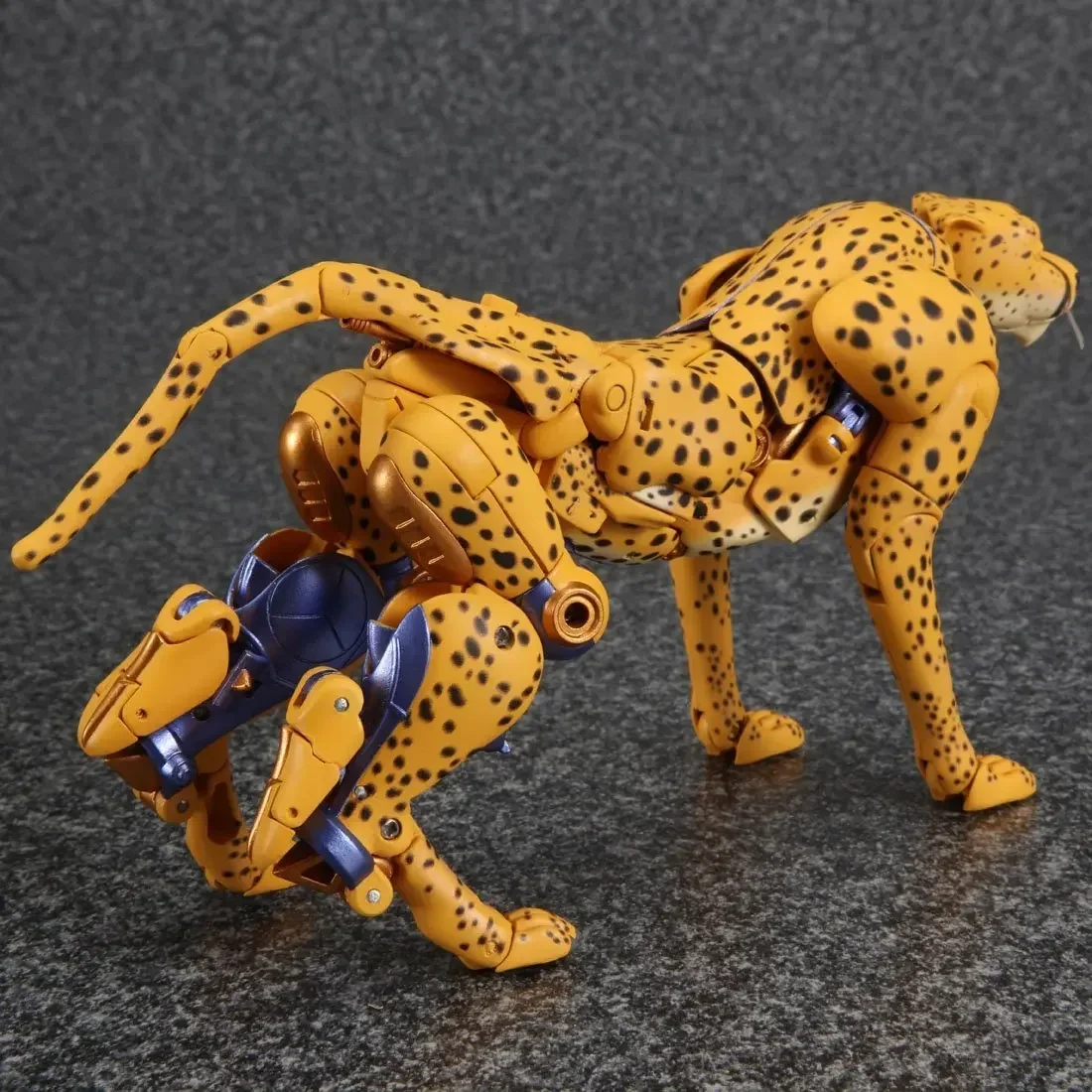 Деформационная игрушка MP34 MP-34S Beast War Super Yellow Panther Warrior 3C Transformation Robot Toy