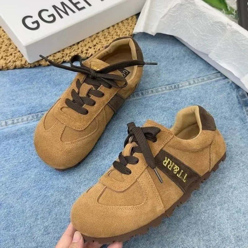 Женские замшевые кроссовки удобные дышащие повседневные на шнуровке